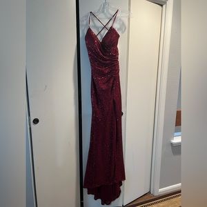 Prom dress never worn